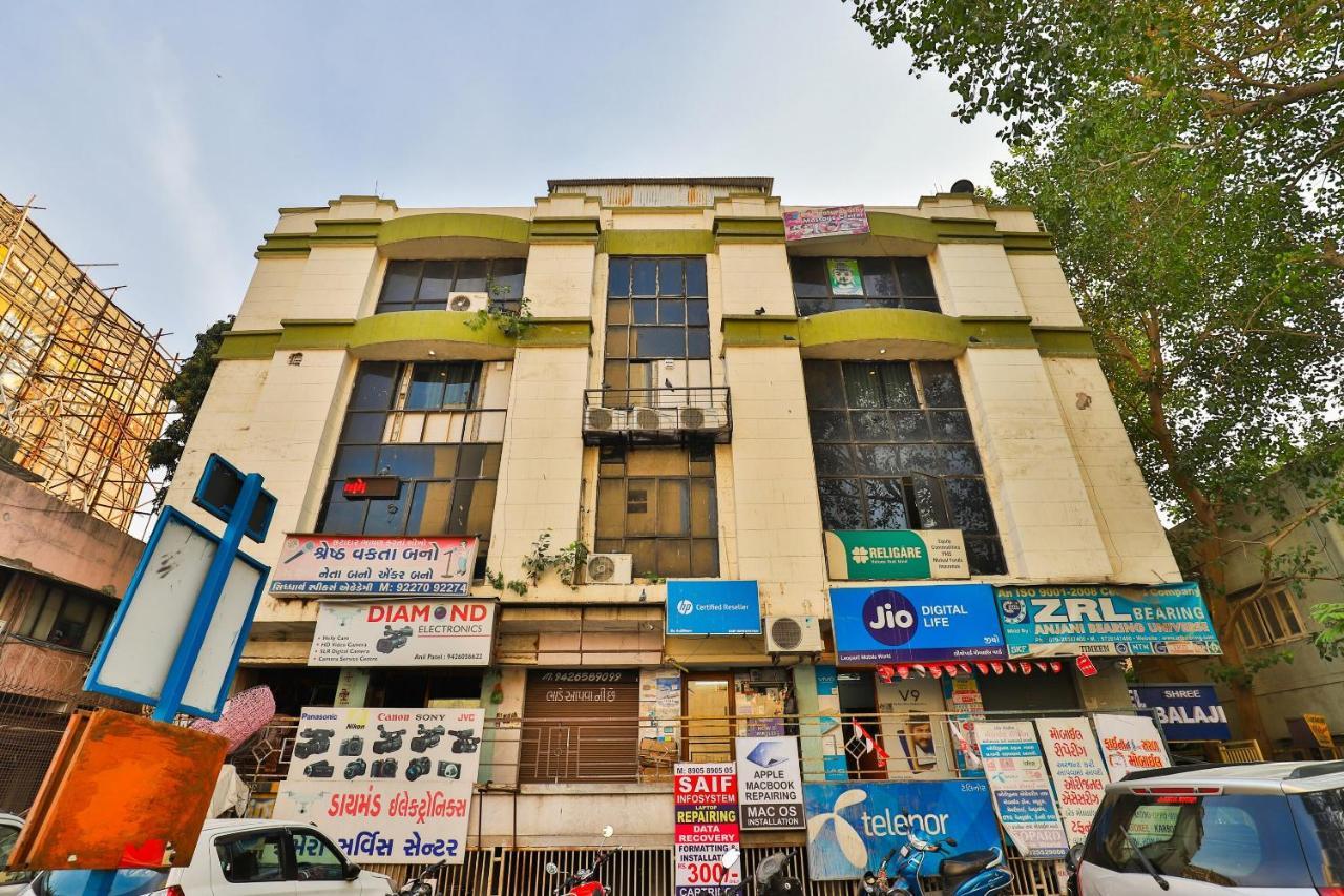 Oyo 24950 Hotel Shree Balaji Residency Ahmedabad Eksteriør bilde